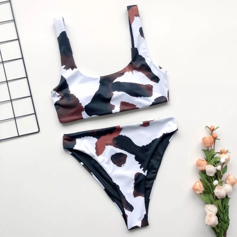 (Last 1) women’s bikini swimwear in animal print - Picture 4 of 6
